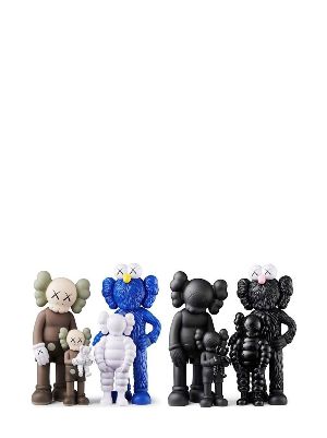 toys kaws