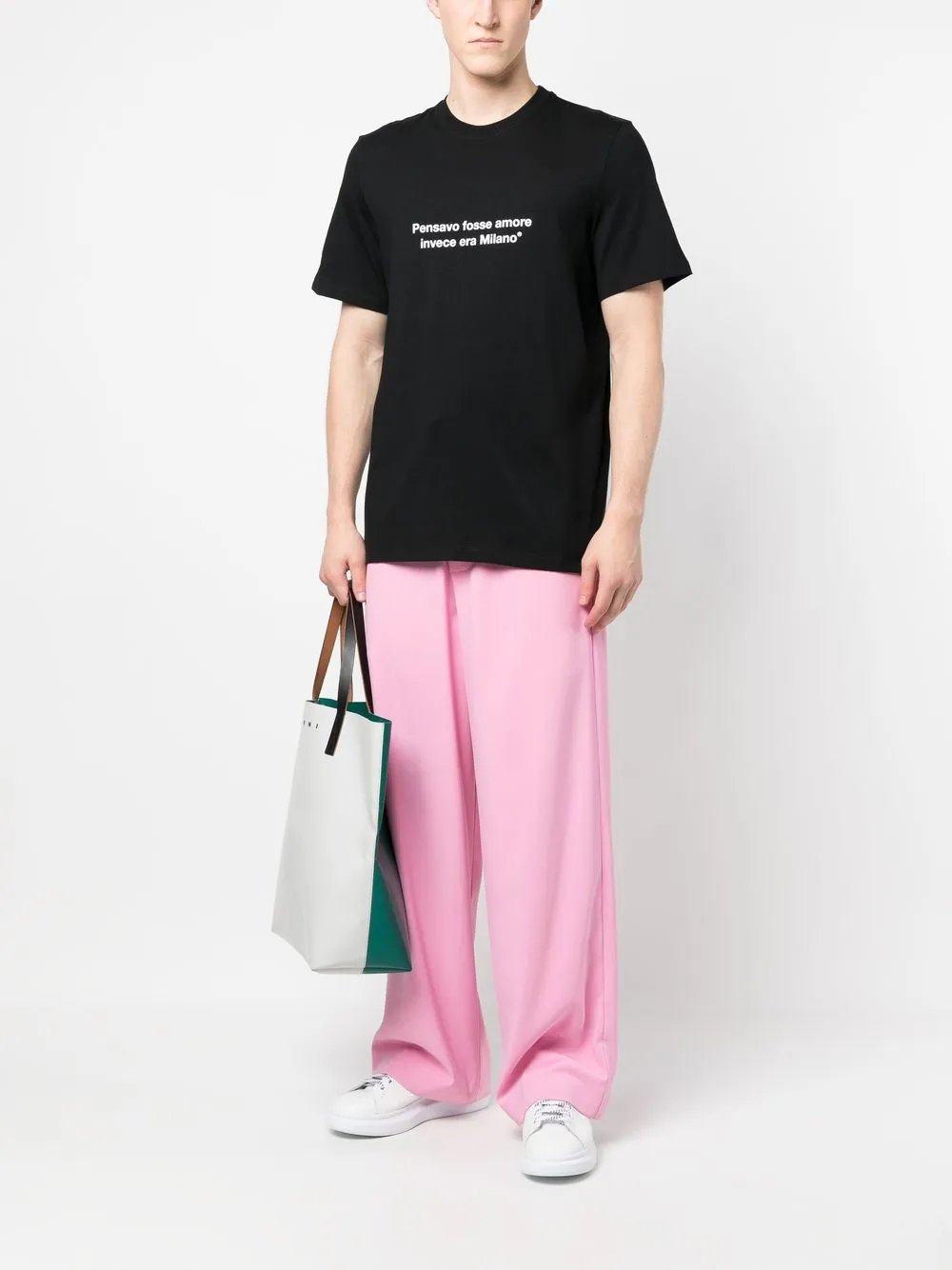 Shop Msgm Slogan-print Cotton T-shirt In 黑色