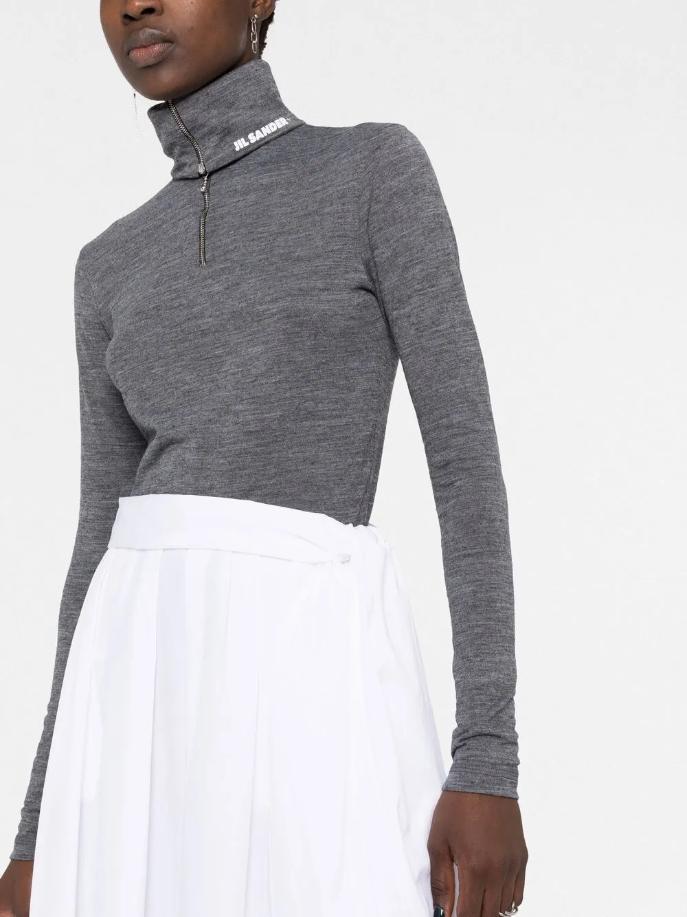 Jil Sander Logo-print Roll-neck Knitted Top In 灰色