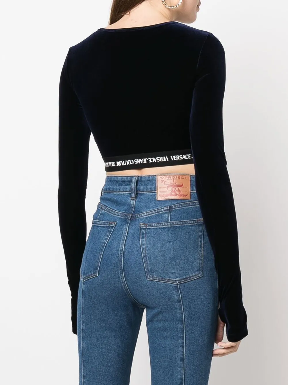 ヴェルサーチェ・ジーンズ・クチュール　ロゴ　クロップドトップ Versace Jeans Couture ヴェルサーチェ・ジーンズ・クチュール