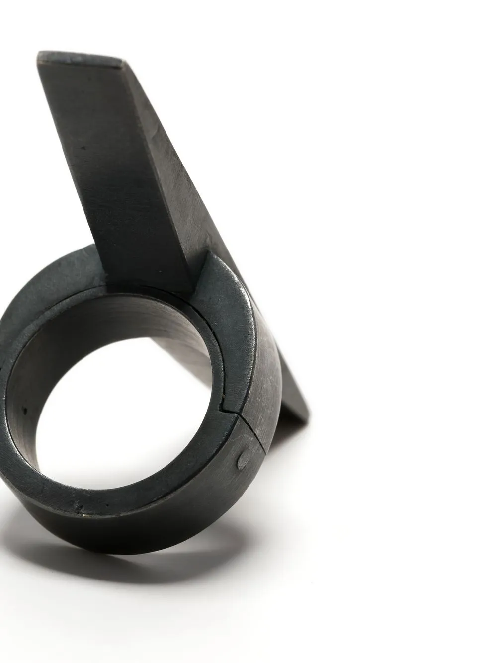 Parts Of Four Sistema Rotated Bridge Ring In 灰色