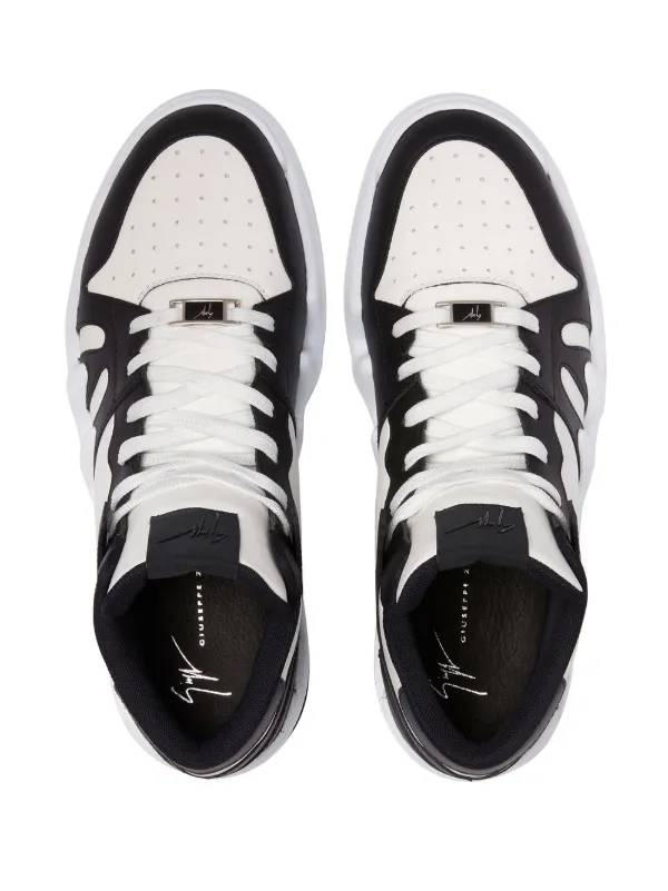 Jordan a deals talon