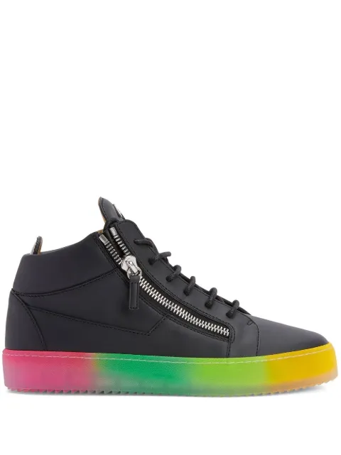 Giuseppe Zanotti tenis Kriss con suela de arcoíris