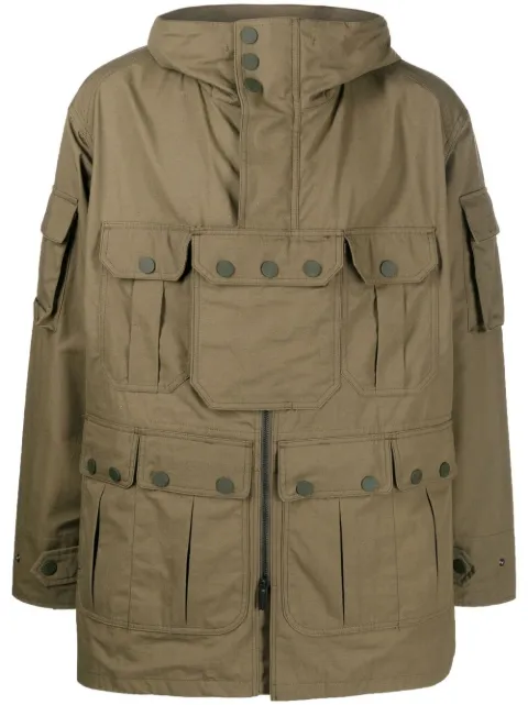 White Mountaineering chamarra militar con múltiples bolsillos