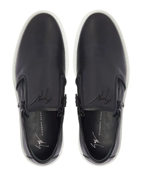 Giuseppe Zanotti Cooper ローファー | ブラック | FARFETCH JP