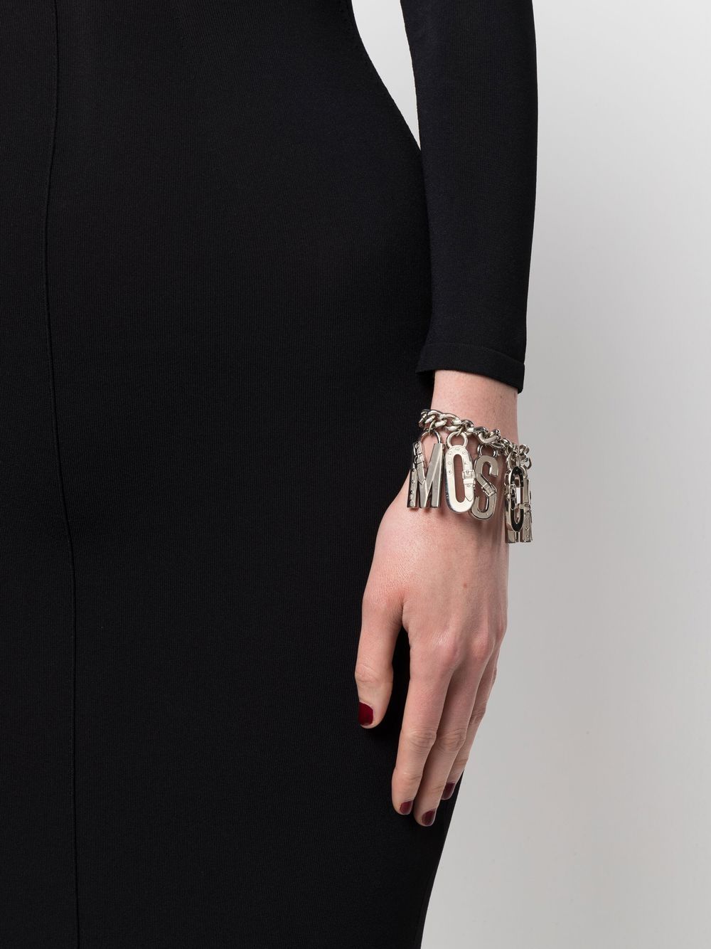 Moschino Armband met logo bedel - Zilver