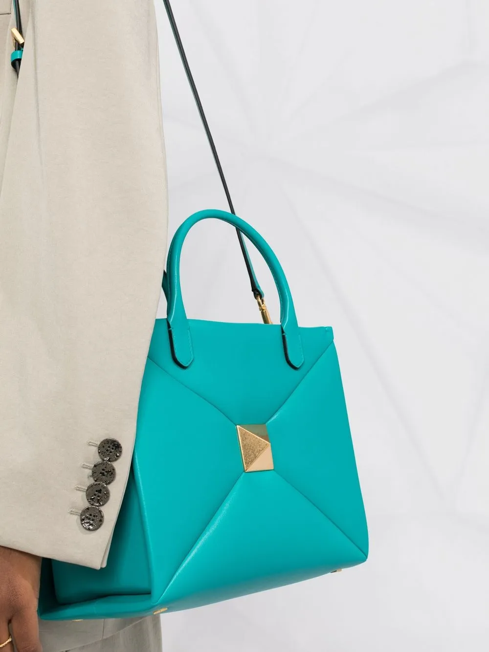 Valentino Garavani Roman Stud tote bag | Tote Bags | Image 3
