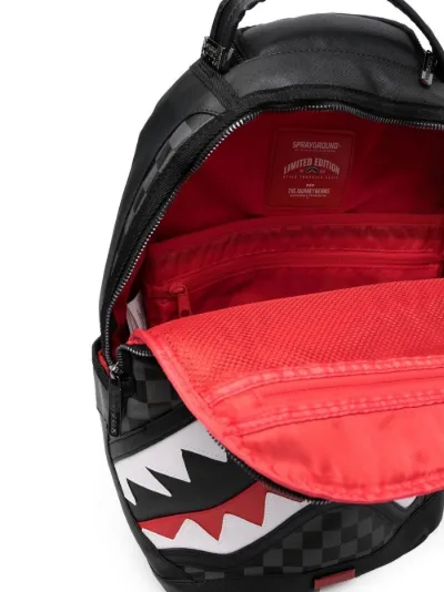 shark-teeth checked backpack 