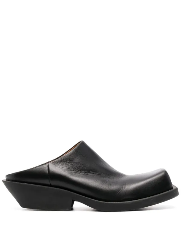 Sabot slip on mules