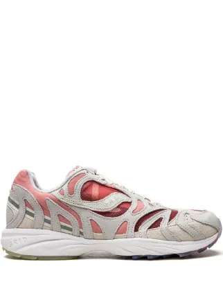 Saucony