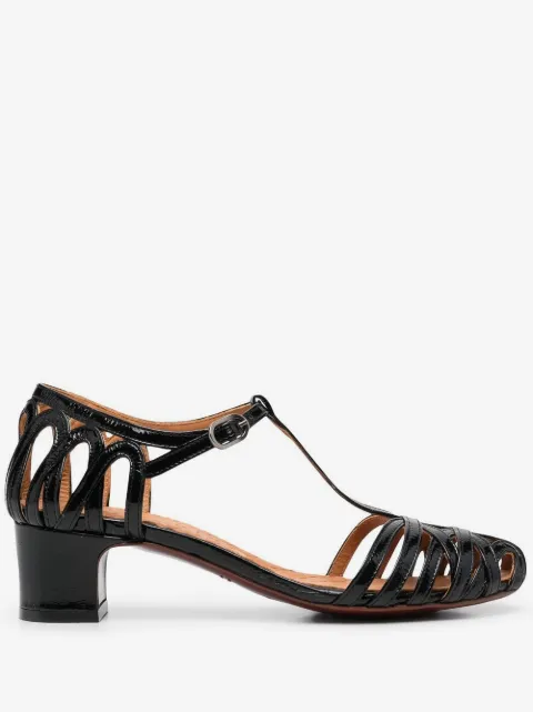Chie Mihara pumps med remme og lukket tå