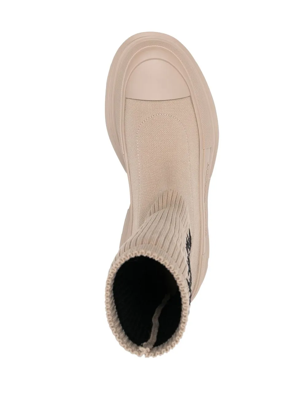 Ankle boots with tread hotsell
