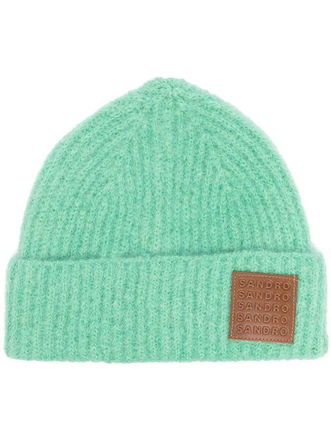 SANDRO gorro tejido de canalé con parche del logo