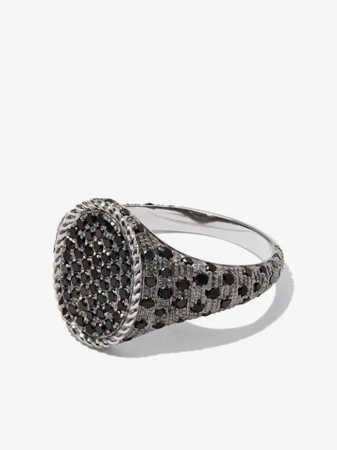 Yvonne Léon 18kt white gold Oval diamond signet ring