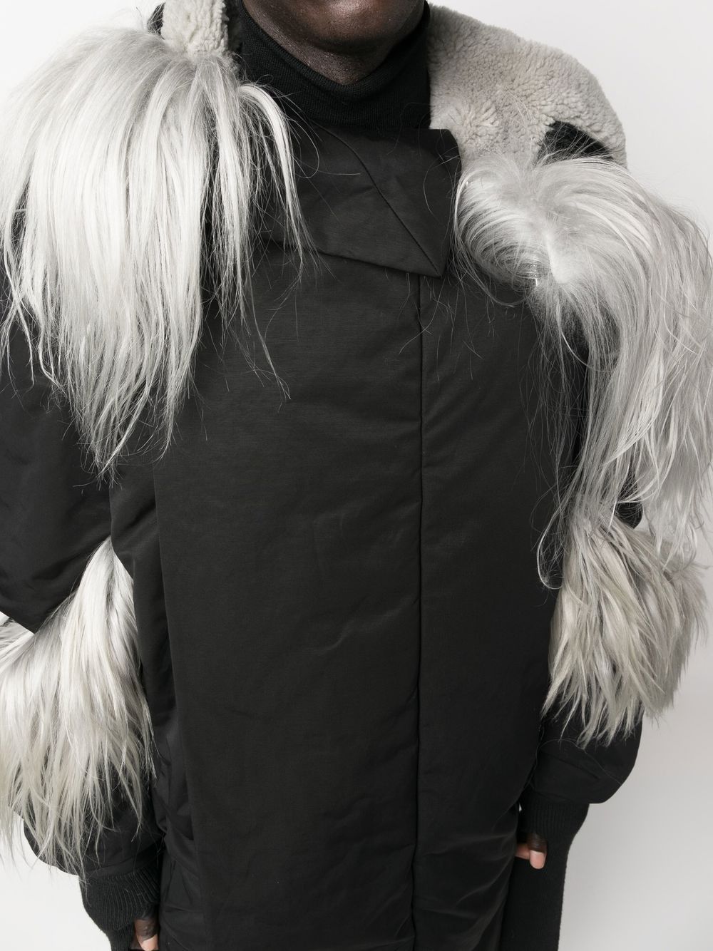 Jumbo Gauntlet parka coat