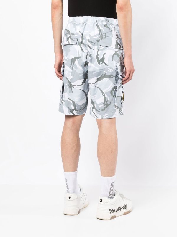 Snow camo 2024 cargo shorts