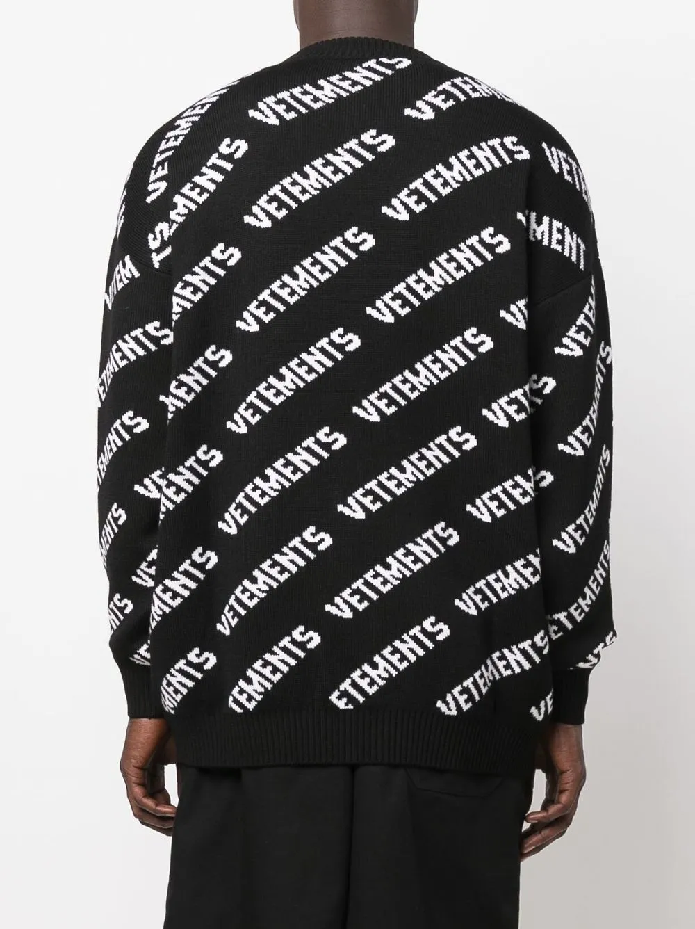 VETEMENTS ロゴ セーター - Farfetch