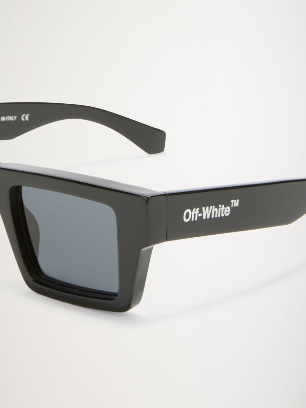 OFF-WHITE Nassau Sunglasses - Black