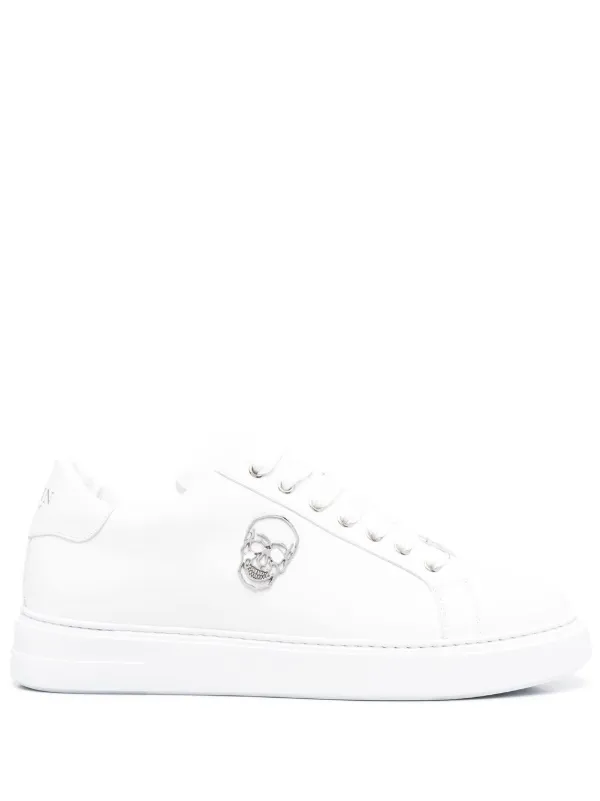 Low-top Sneakers Skull