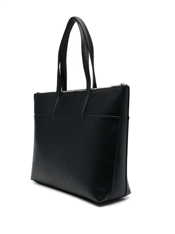 kleding interieur Prime Calvin Klein CK Must Monogram Shopper Bag - Farfetch