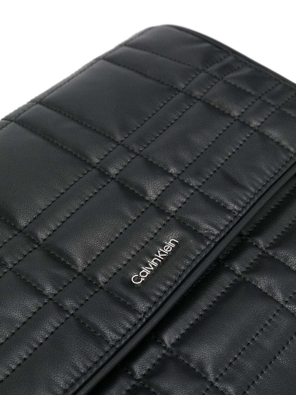 Calvin Klein Jeans Shoulder Bag CK Touch Shoulder Bag w/ Chain - Black - Women