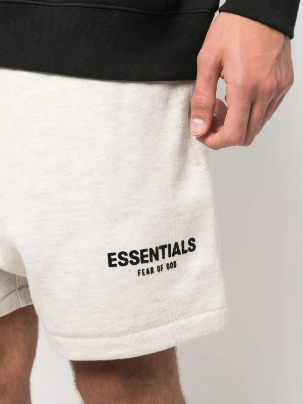 FEAR OF GOD ESSENTIALS ドローストリング トラックショーツ