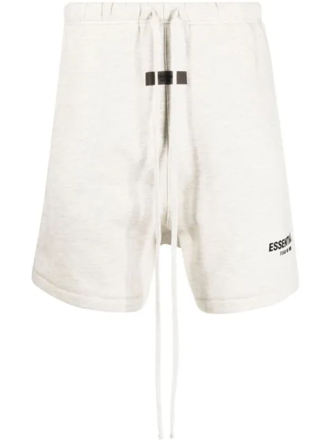 FEAR OF GOD ESSENTIALS Bermuda espotiva com logo e ajuste no cós