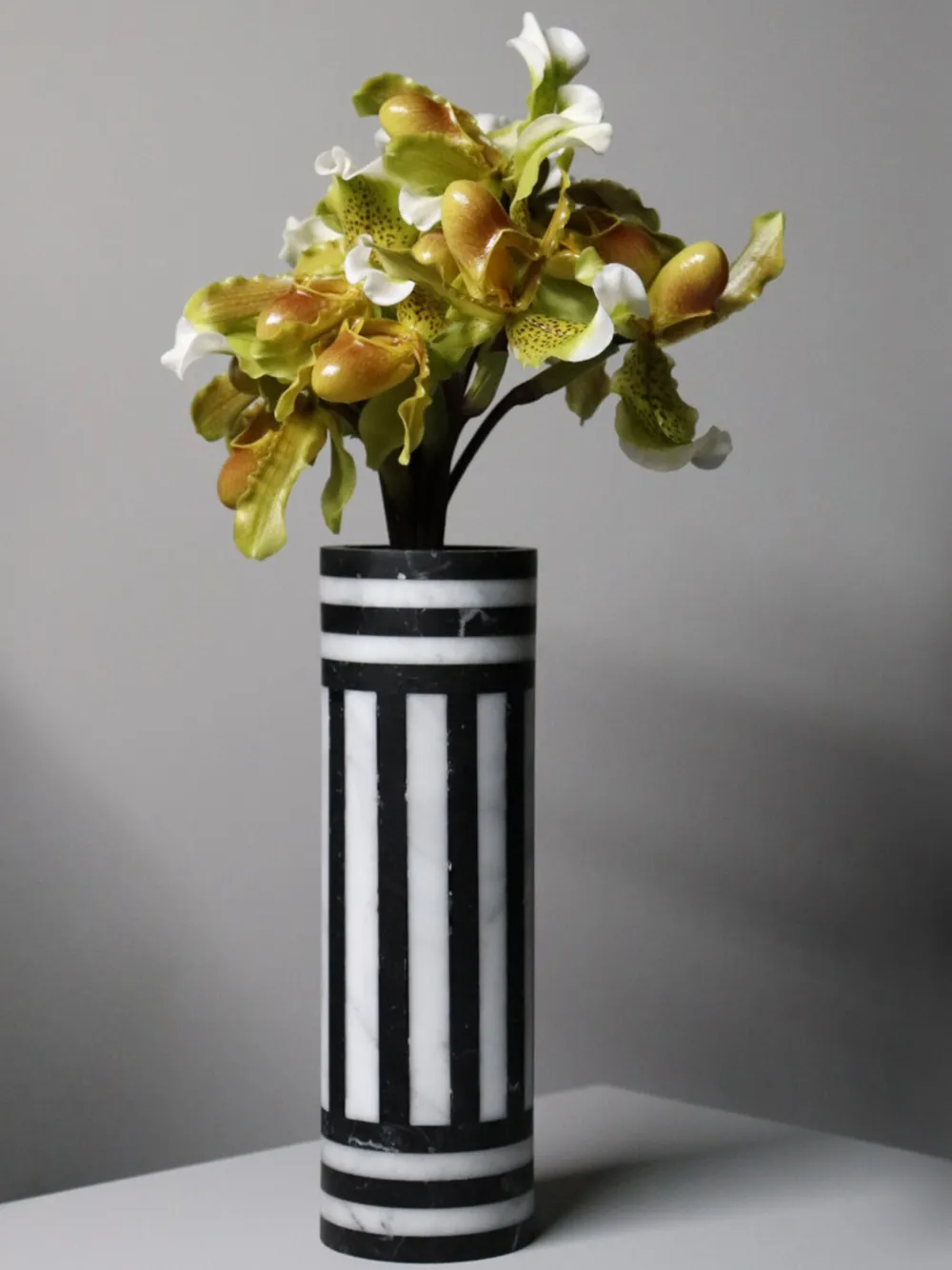  Editions Milano Medium Bloom Vase - Black 