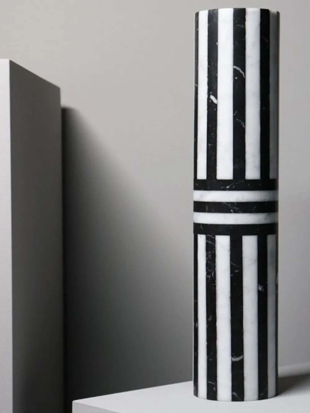  Editions Milano Bloom High Vase - Black 