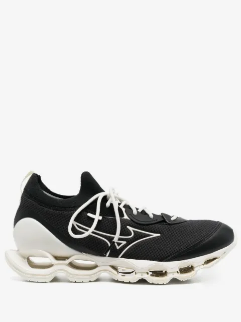 Mizuno tenis bajos con logo lateral