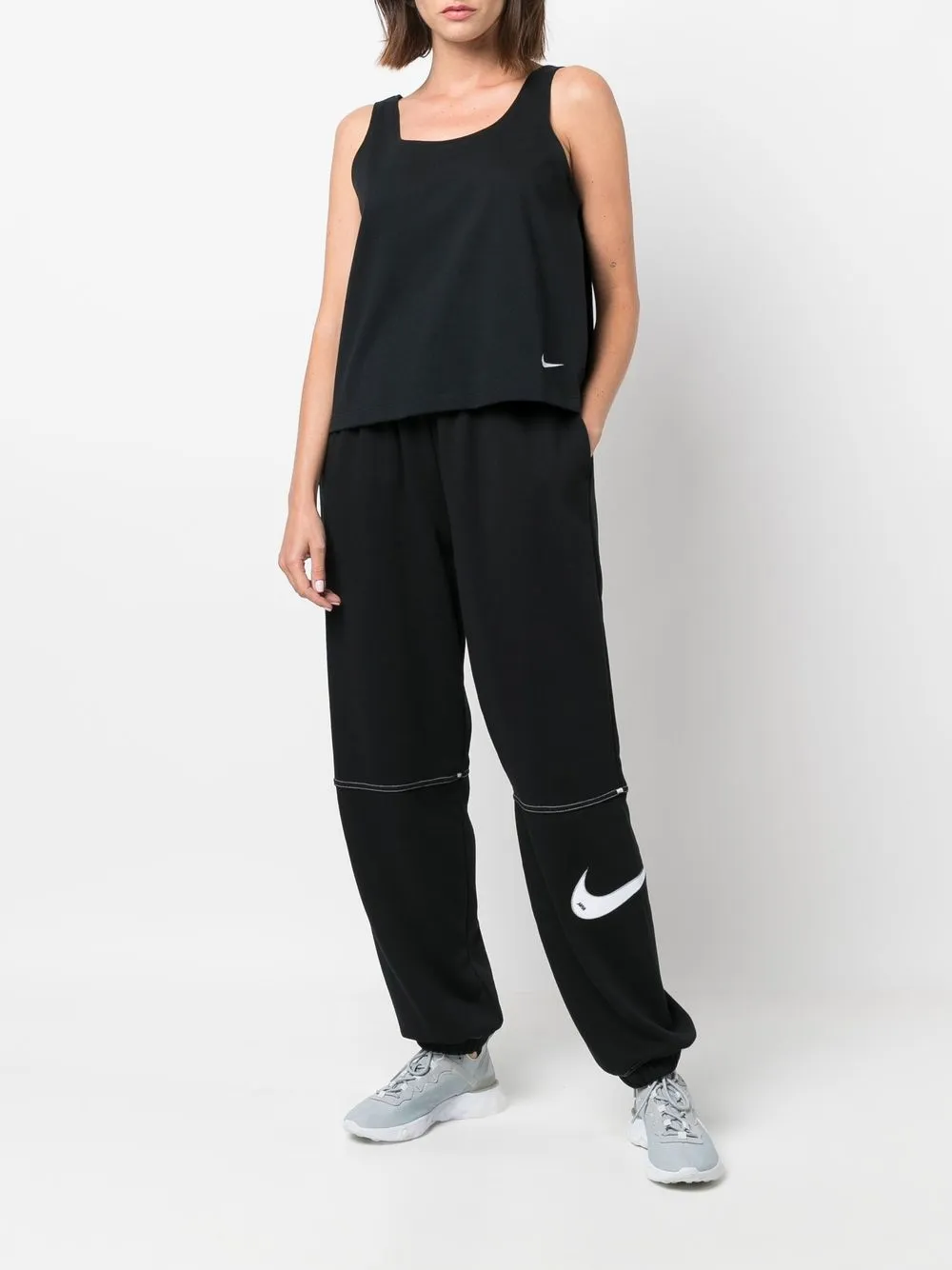 Nike playera con cuello redondo | Chalecos y camisetas | Image 2