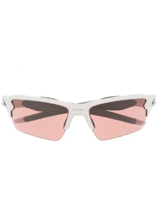 Oakley logo-plaque Sunglasses - Farfetch