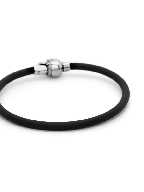 【送料&関税込】Alexander McQueen Skull Rubber Bracelet Alexander McQueen Rubber bracelet with metal skull detail