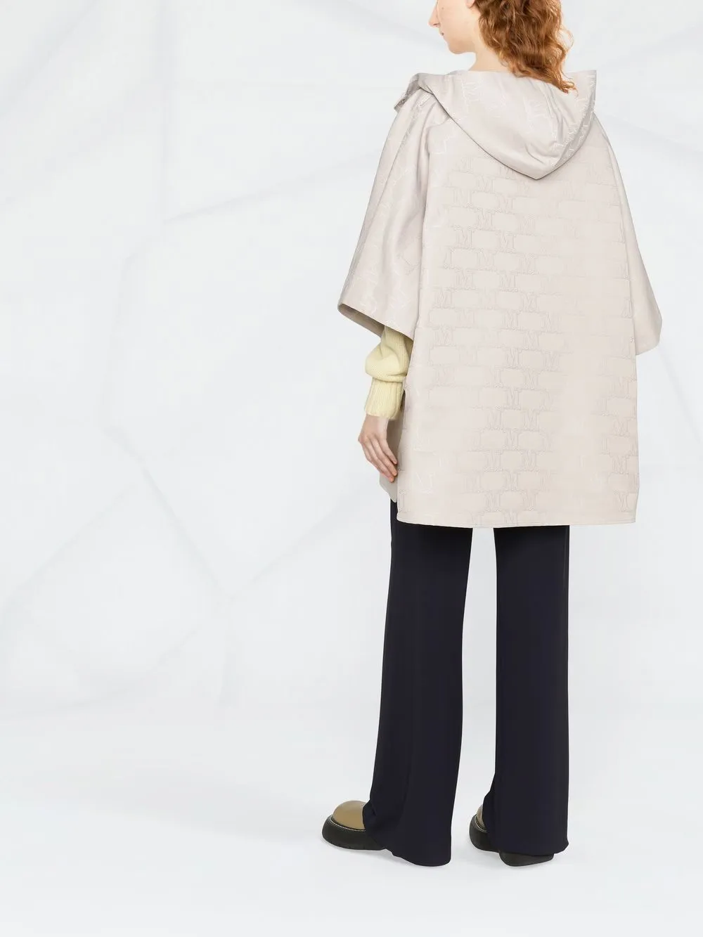 Max Mara Satijnen jas Beige