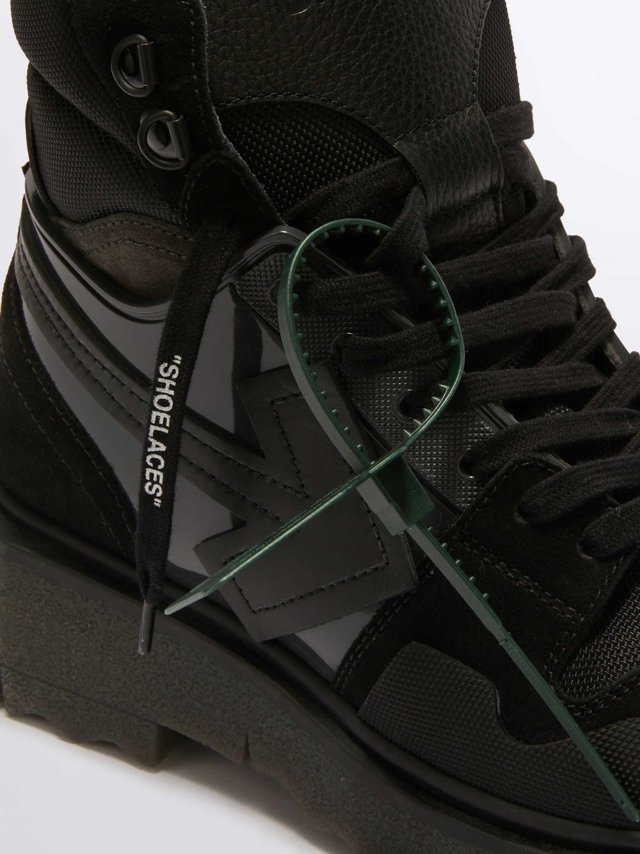 sneakerboot
