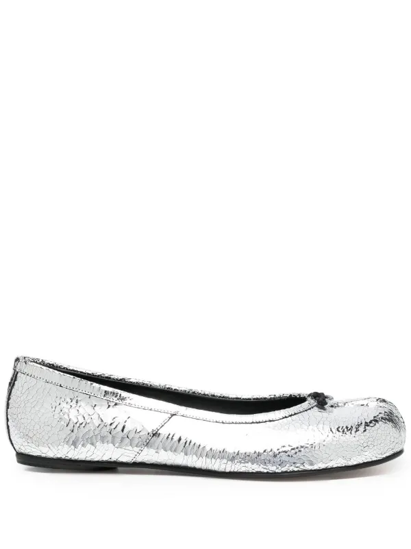 Maison Margiela metallic-finish Tabi Ballerina Shoes - Farfetch