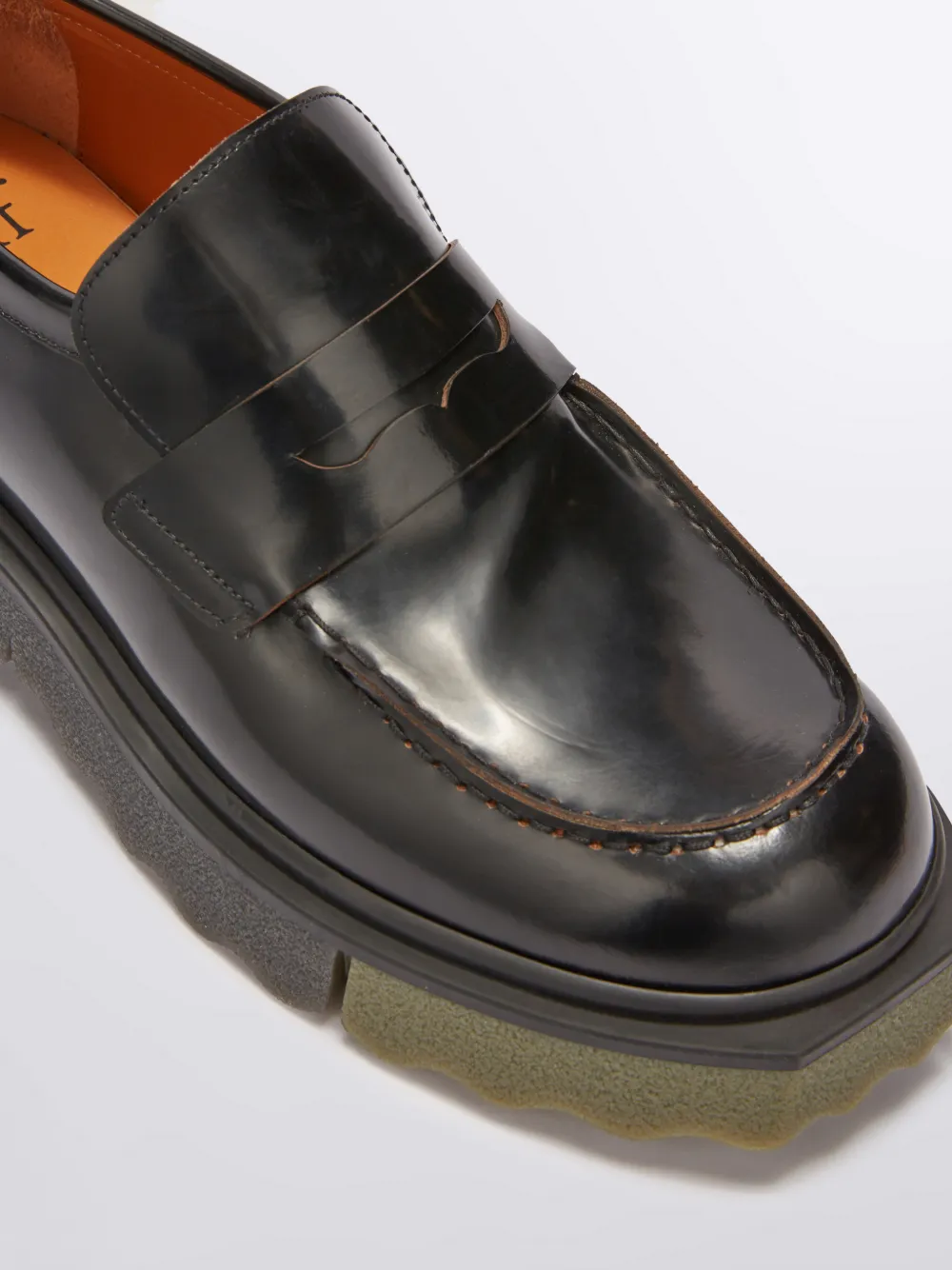 LEATHER SPONGE LOAFER