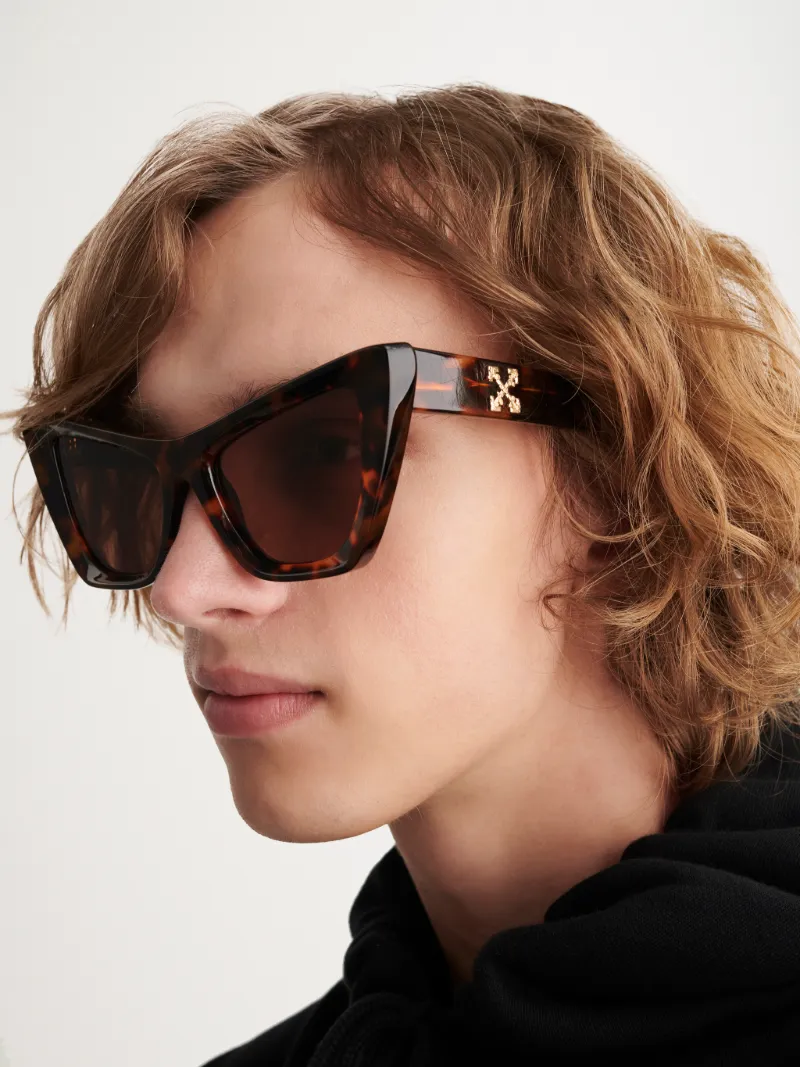Artemisia Cat-Eye-Sonnenbrille
