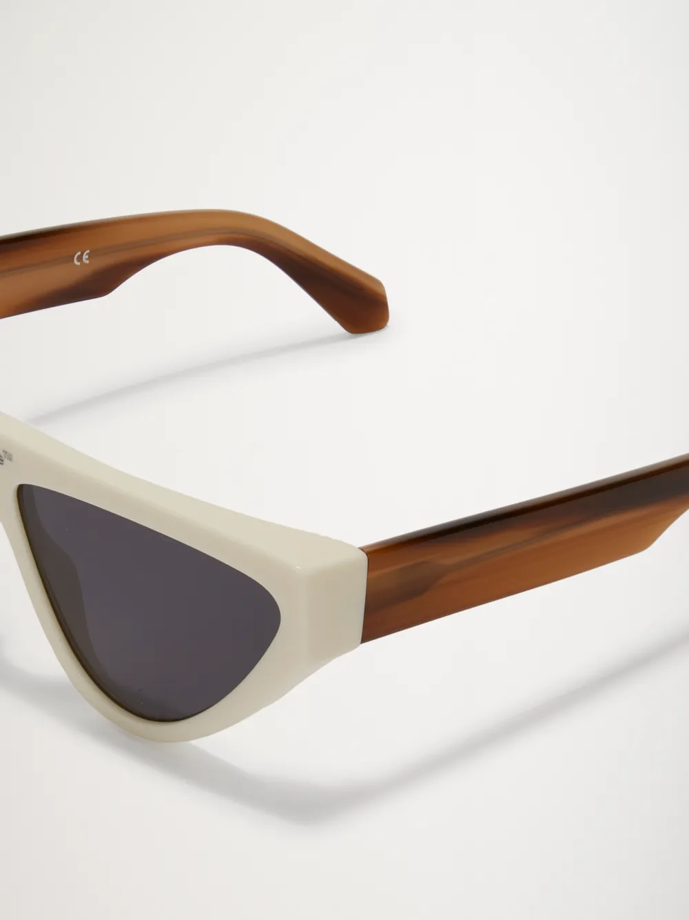 Gustav Cat-Eye-Sonnenbrille