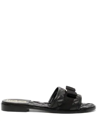 Ferragamo ヴァラリボン サンダル | ブラック | FARFETCH JP
