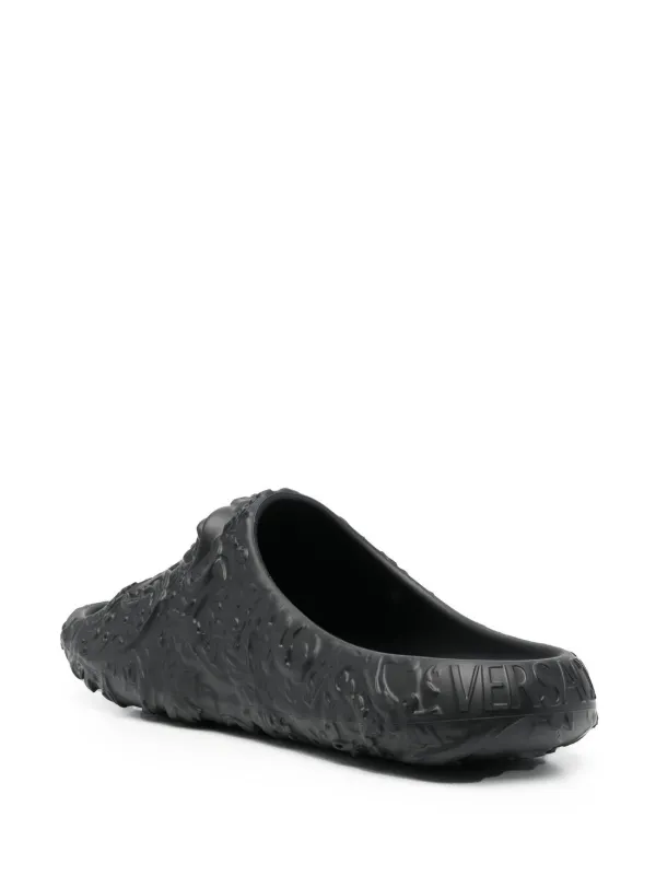 Versace Medusa Dimensions Pool Slides | Black | FARFETCH display picture 2