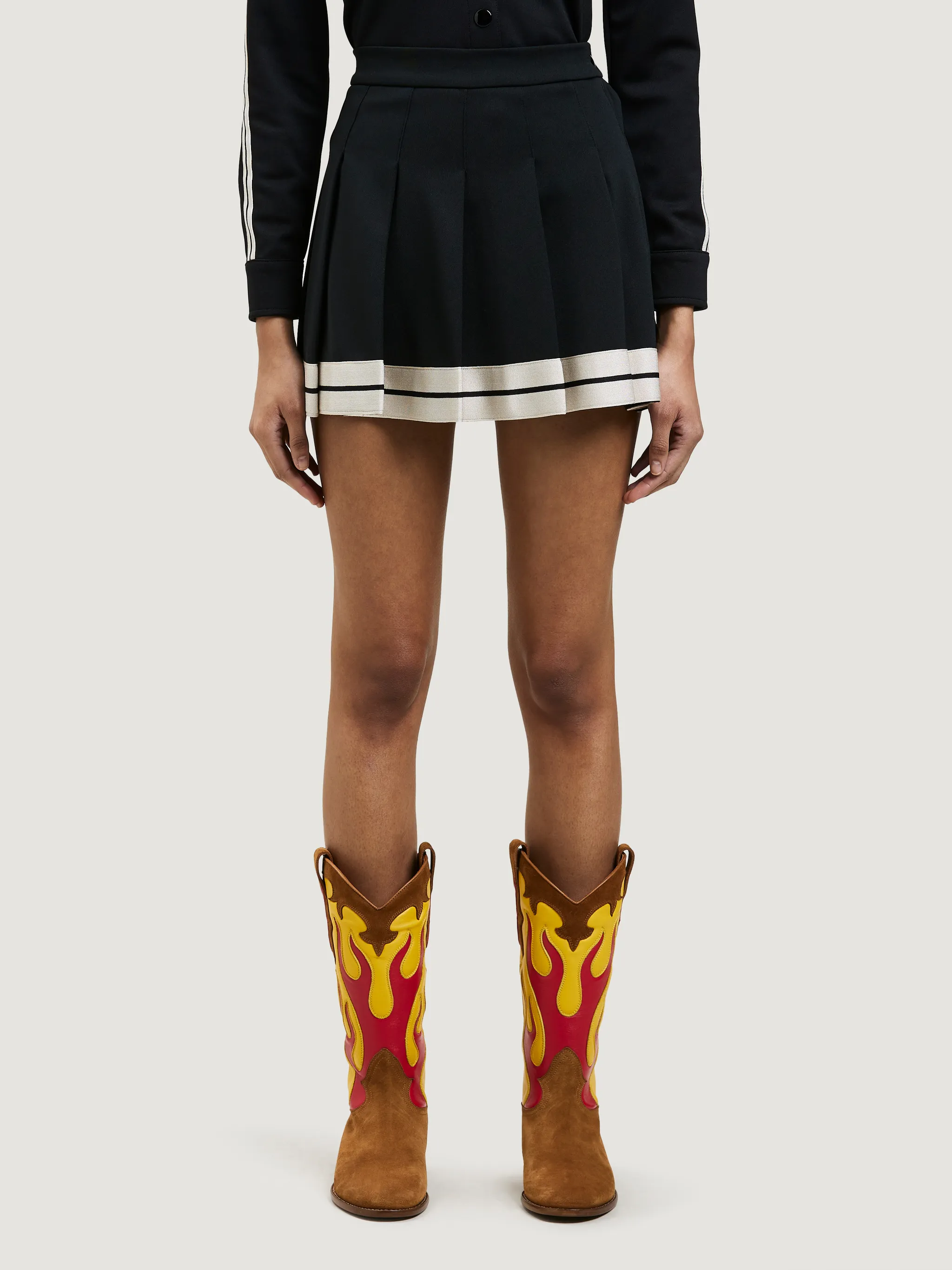 TRACK PLEATED SKIRT