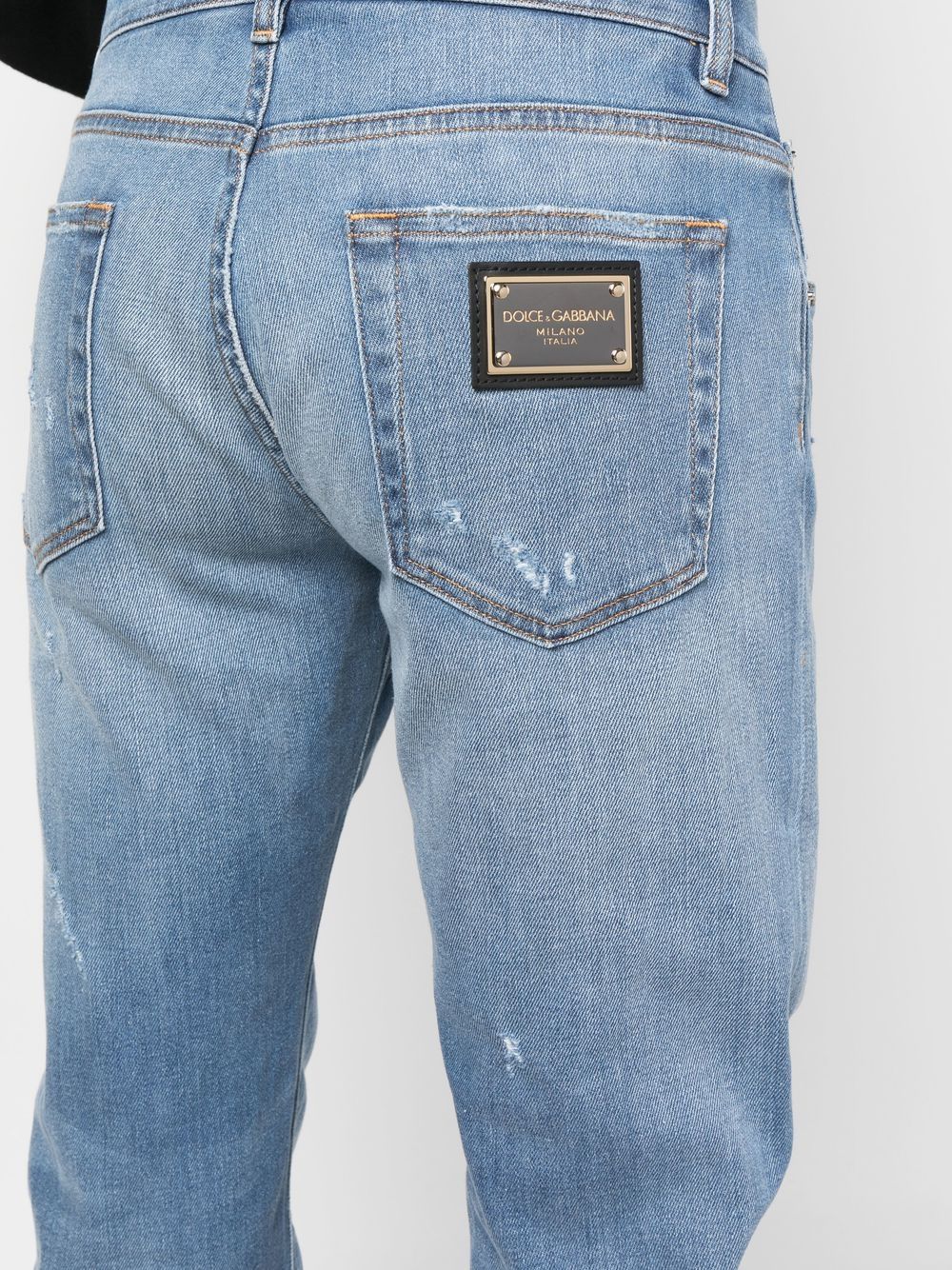 Shop Dolce & Gabbana Logo-plaque Distressed Jeans In Blau