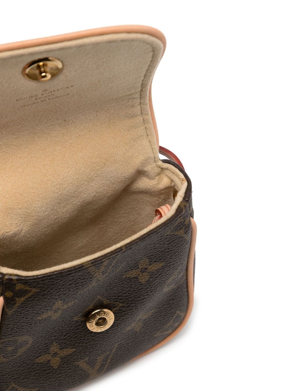 Pre-owned Louis Vuitton 2006 Pochette Cancun Shoulder Bag In 褐色