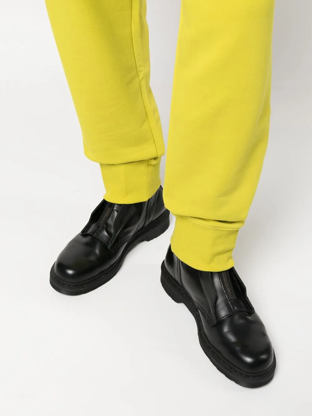 a cold wall track pants