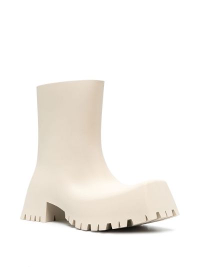 Sale Balenciaga Trooper block-heel rubber boots neutrals | MODES