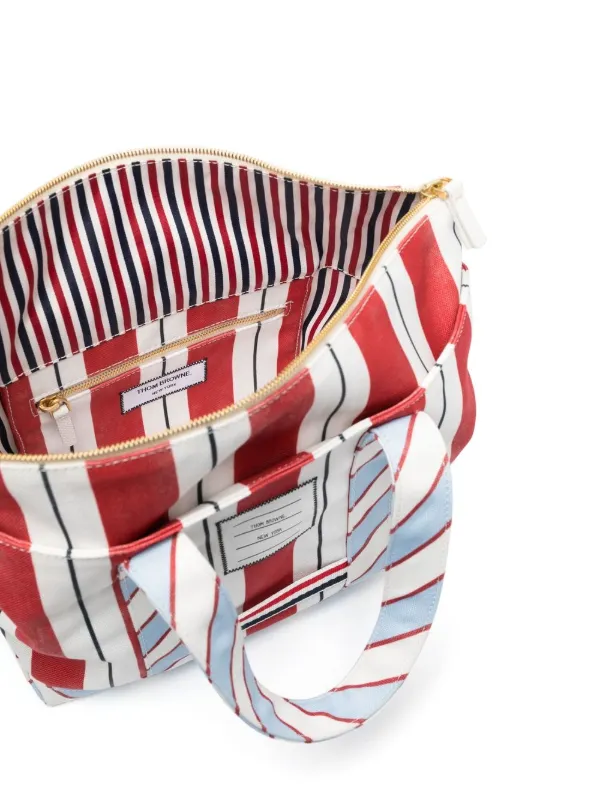 THOM BROWNE テクスチャードレザー トートバッグ ストライプ Thom Browne シグネチャーストライプ トートバッグ | レッド
