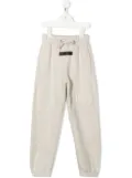 FEAR OF GOD ESSENTIALS logo-patch sweatpants - Grey