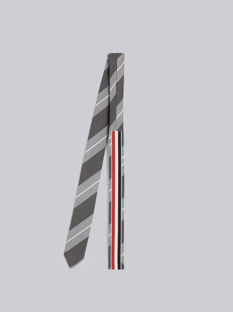 COTTON SILK STRIPE JACQUARD CLASSIC TIE | Thom Browne Official