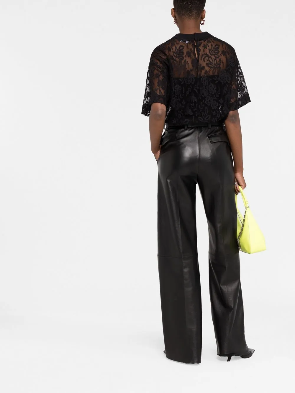 Alexander Mcqueen Floral-lace Short-sleeve Top In Schwarz